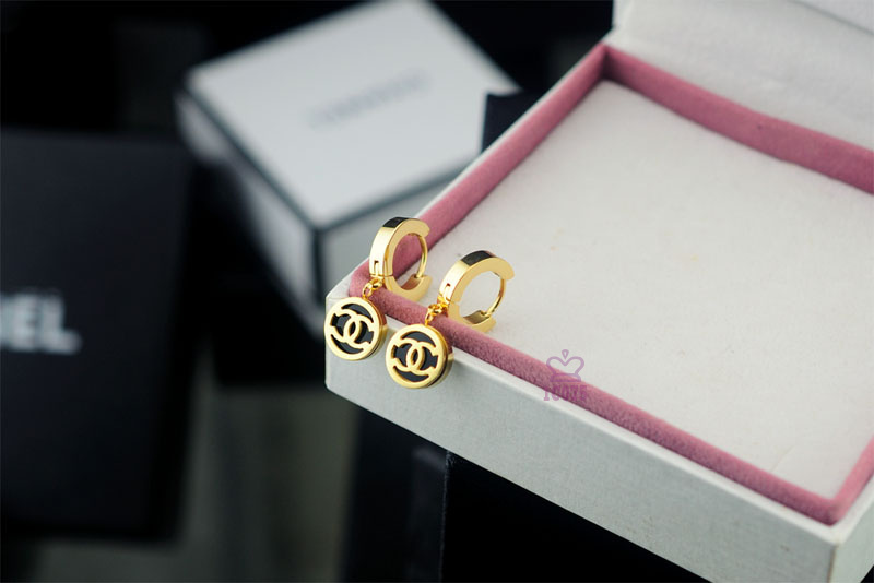 Wholesale Womens Designer Fashion Earrings Sale