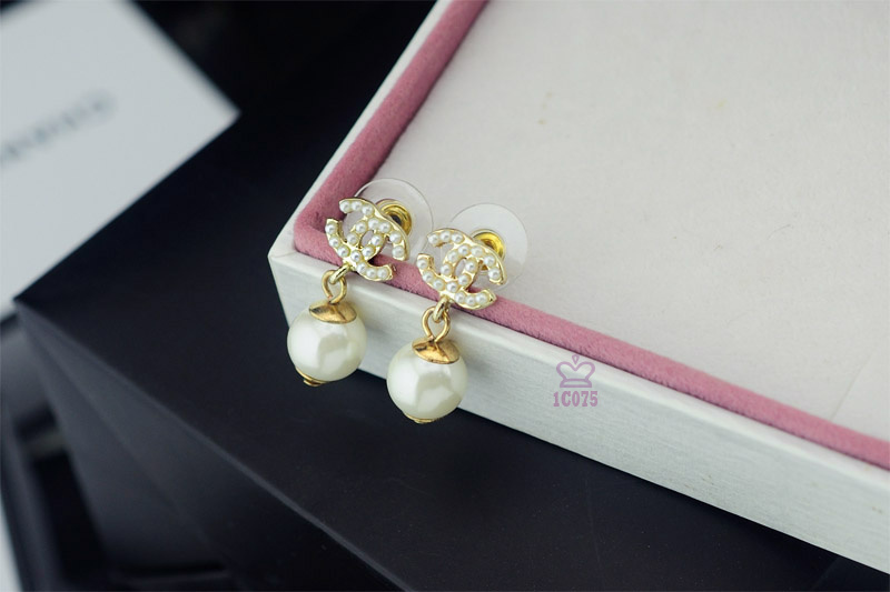 Wholesale Womens Designer Fashion Earrings Sale