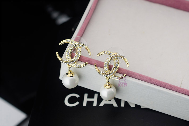 Wholesale Womens Designer Fashion Earrings Sale