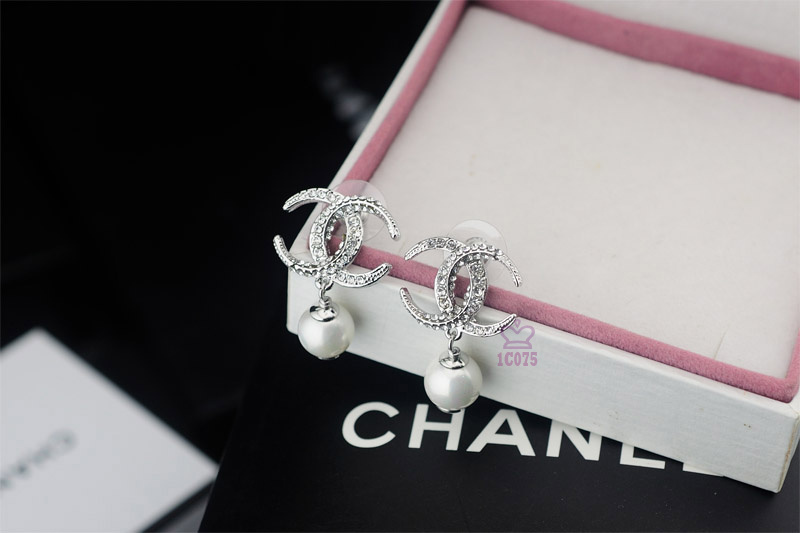 Wholesale Womens Designer Fashion Earrings Sale