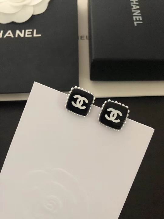 Wholesale Womens Designer Fashion Earrings Sale