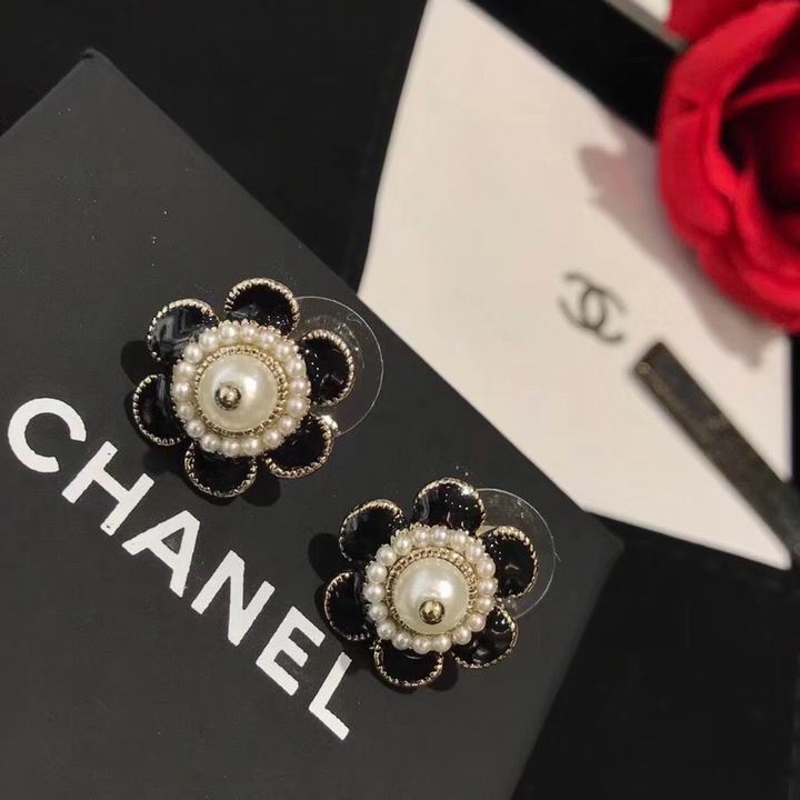 Wholesale high fashion brand earrings