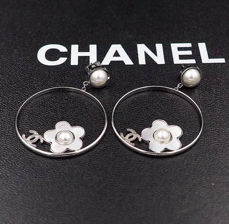 Wholesale high fashion brand earrings