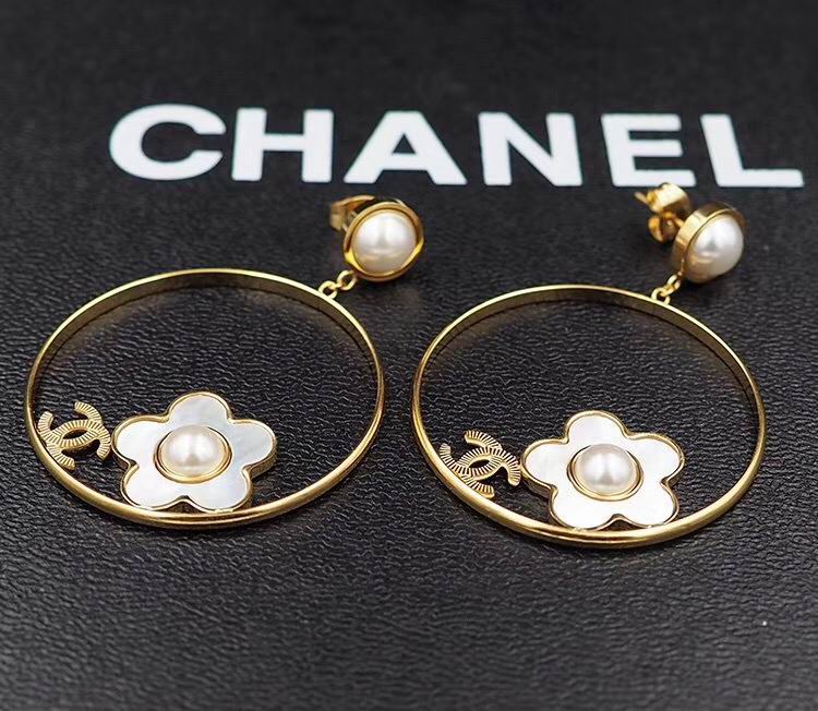 Wholesale high fashion brand earrings