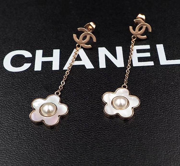 Wholesale high fashion brand earrings