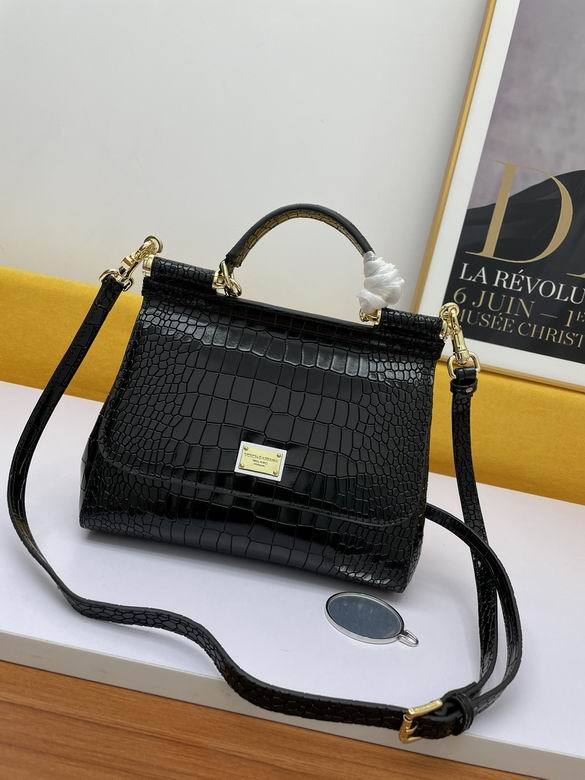 Wholesale Cheap AAA DG Replica Designer bags for Sale