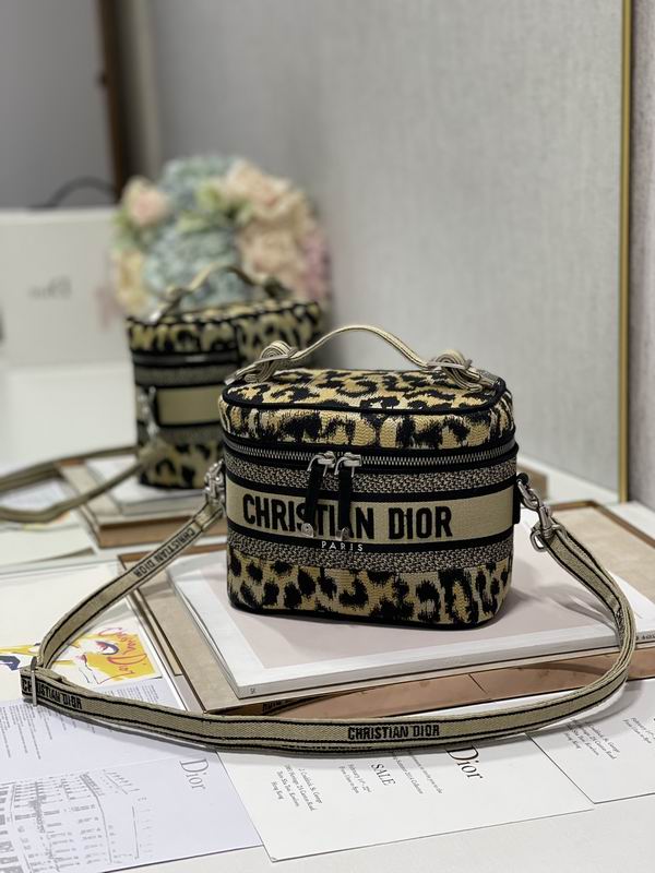 Wholesale Cheap AAA D ior Designer bags for Sale