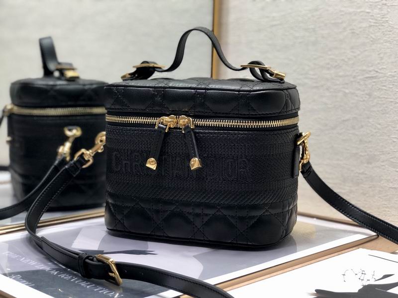 Wholesale Cheap AAA D ior Designer bags for Sale