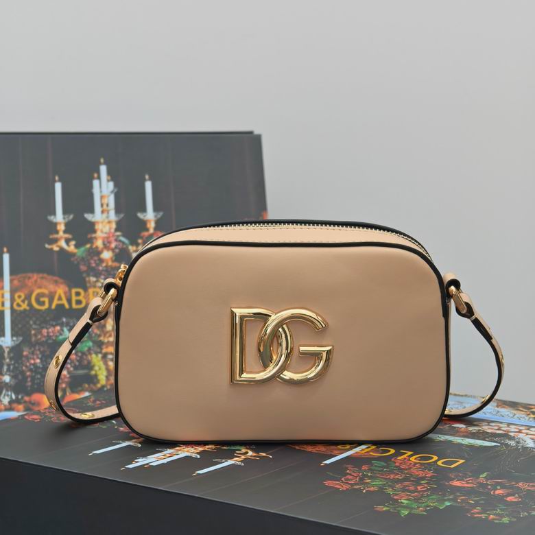 Wholesale Cheap High quality AAA Replica D.olce Gabbana Leather Shoulder Bags for Sale