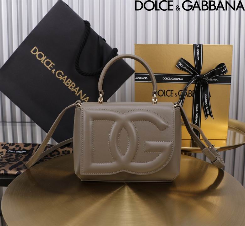Wholesale Cheap High quality AAA Replica D.olce Gabbana Leather Shoulder Bags for Sale