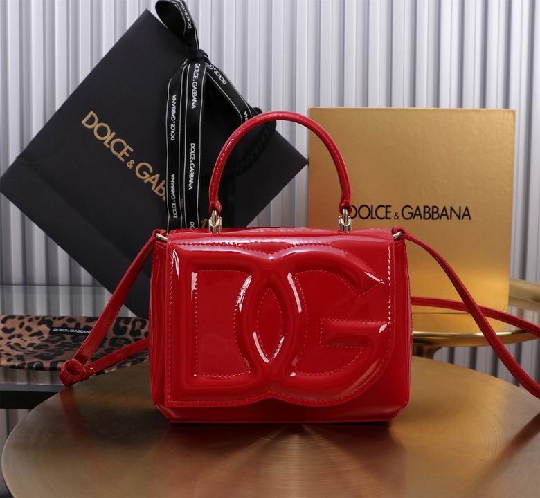 Wholesale Cheap High quality AAA Replica D.olce Gabbana Leather Shoulder Bags for Sale