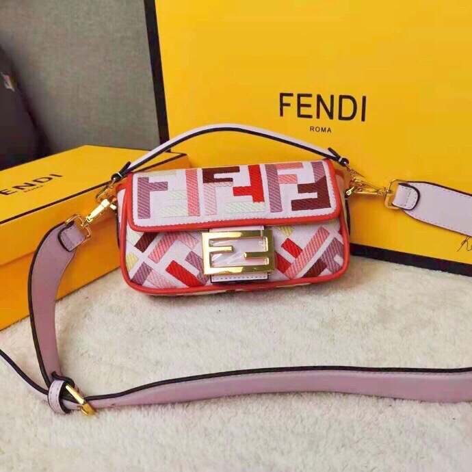 Wholesale Cheap AAA Fendi Replica Designer bags for Sale