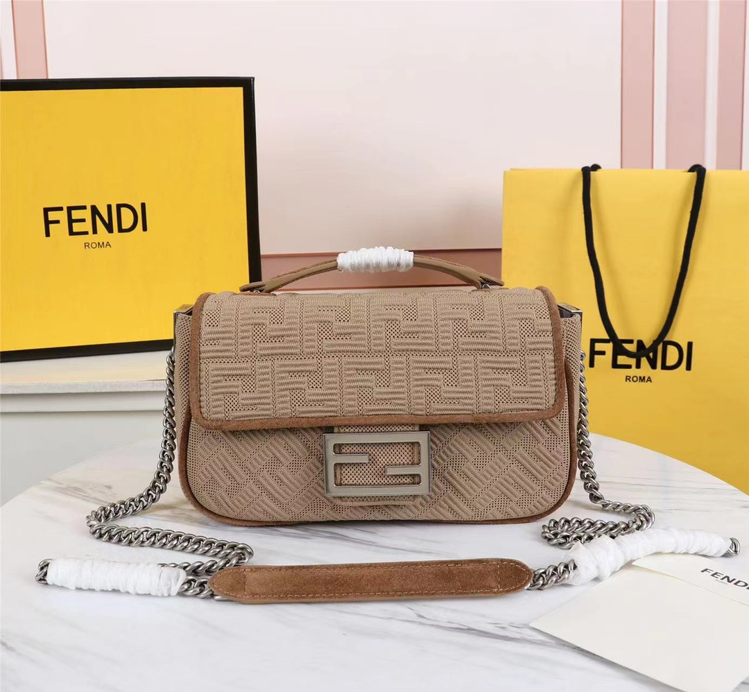 Wholesale Cheap AAA Fendi Replica Designer bags for Sale