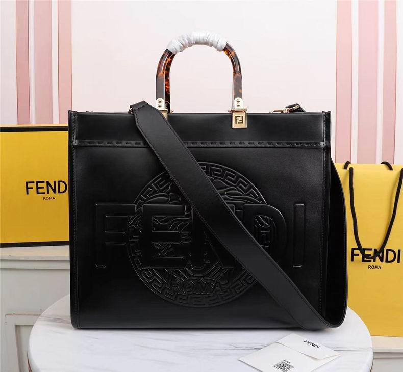 Wholesale Cheap AAA Fendi Replica Designer bags for Sale