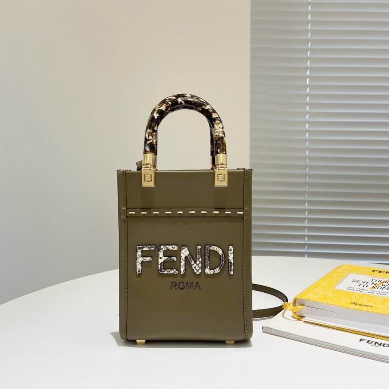 Wholesale Cheap AAA Fendi Replica Designer bags for Sale