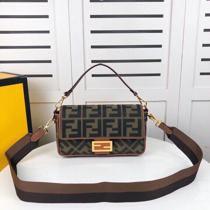 Wholesale Cheap AAA Fendi Replica Designer bags for Sale