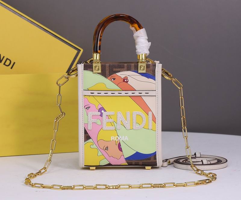 Wholesale Cheap Fendi Women Tote & Shoulder Bags for Sale