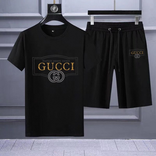 Wholesale Cheap G ucci Short Sleeve Tracksuits for Sale
