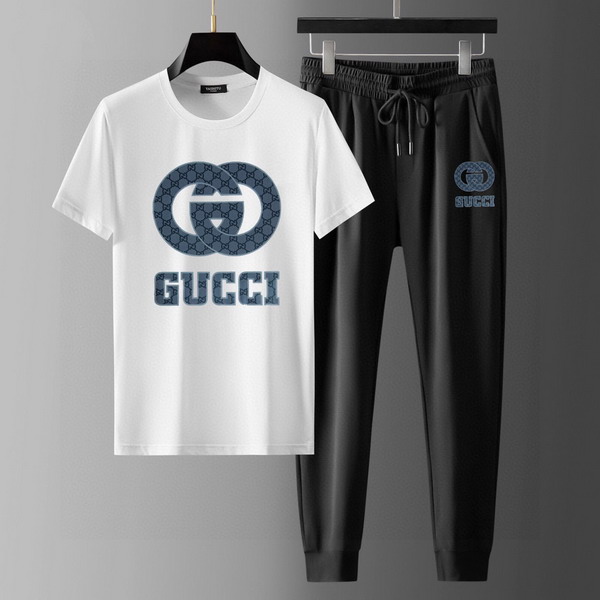 Wholesale Cheap G ucci Short Sleeve Tracksuits for Sale