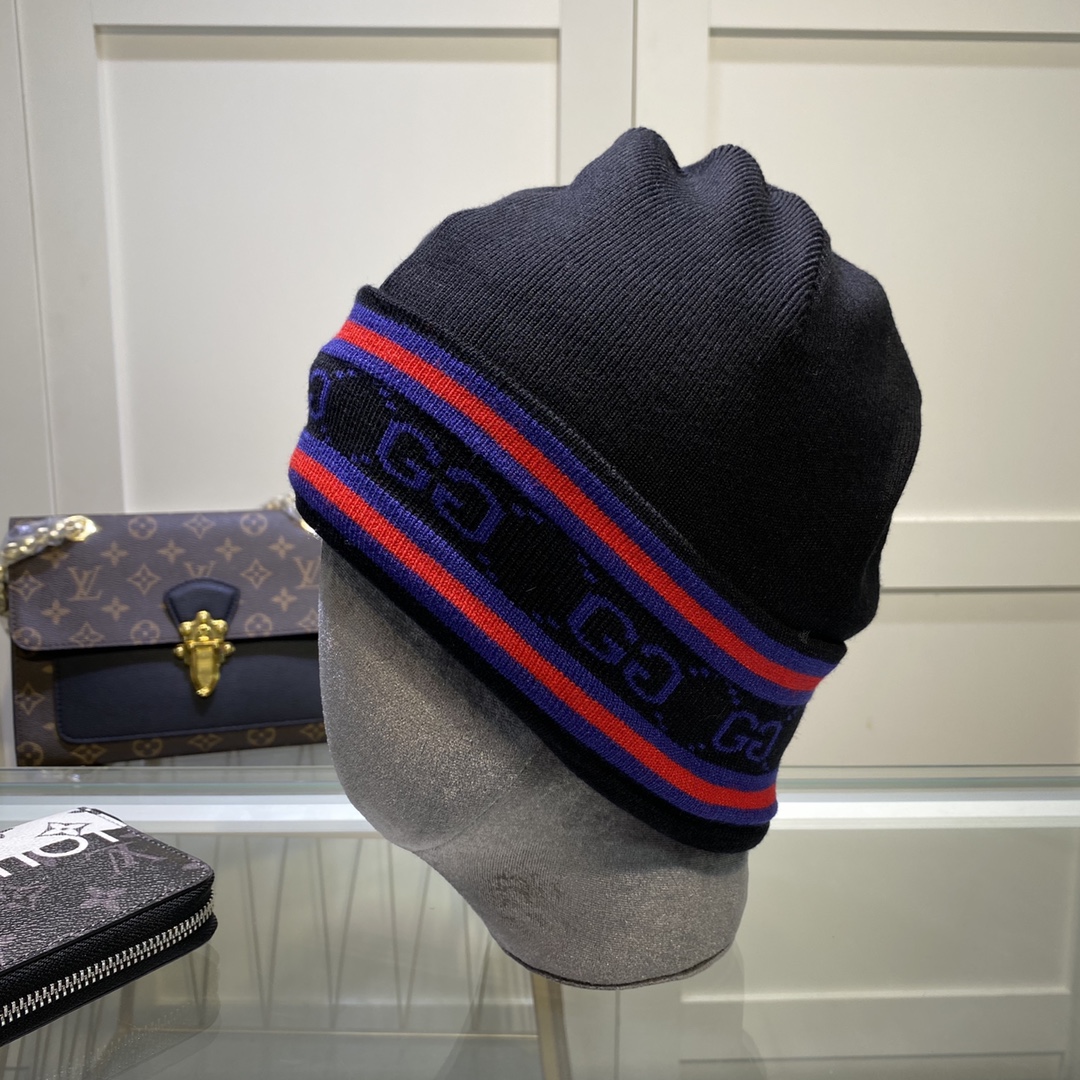 Wholesale Cheap G ucci Replica Designer Beanies for Sale