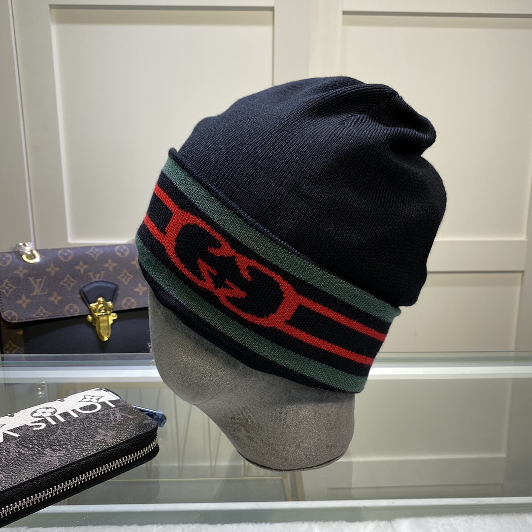 Wholesale Cheap G ucci Replica Designer Beanies for Sale