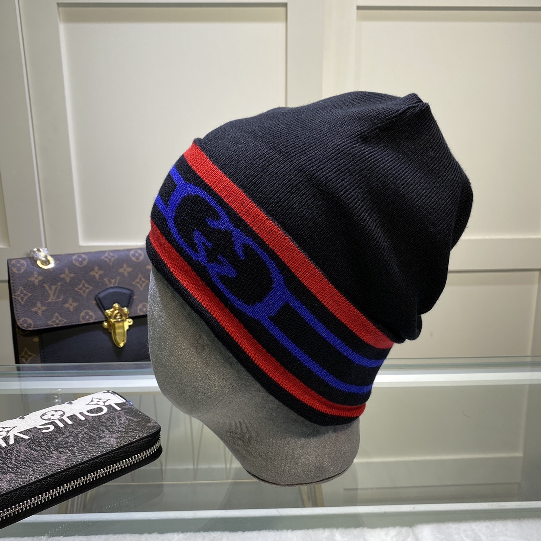 Wholesale Cheap G ucci Replica Designer Beanies for Sale
