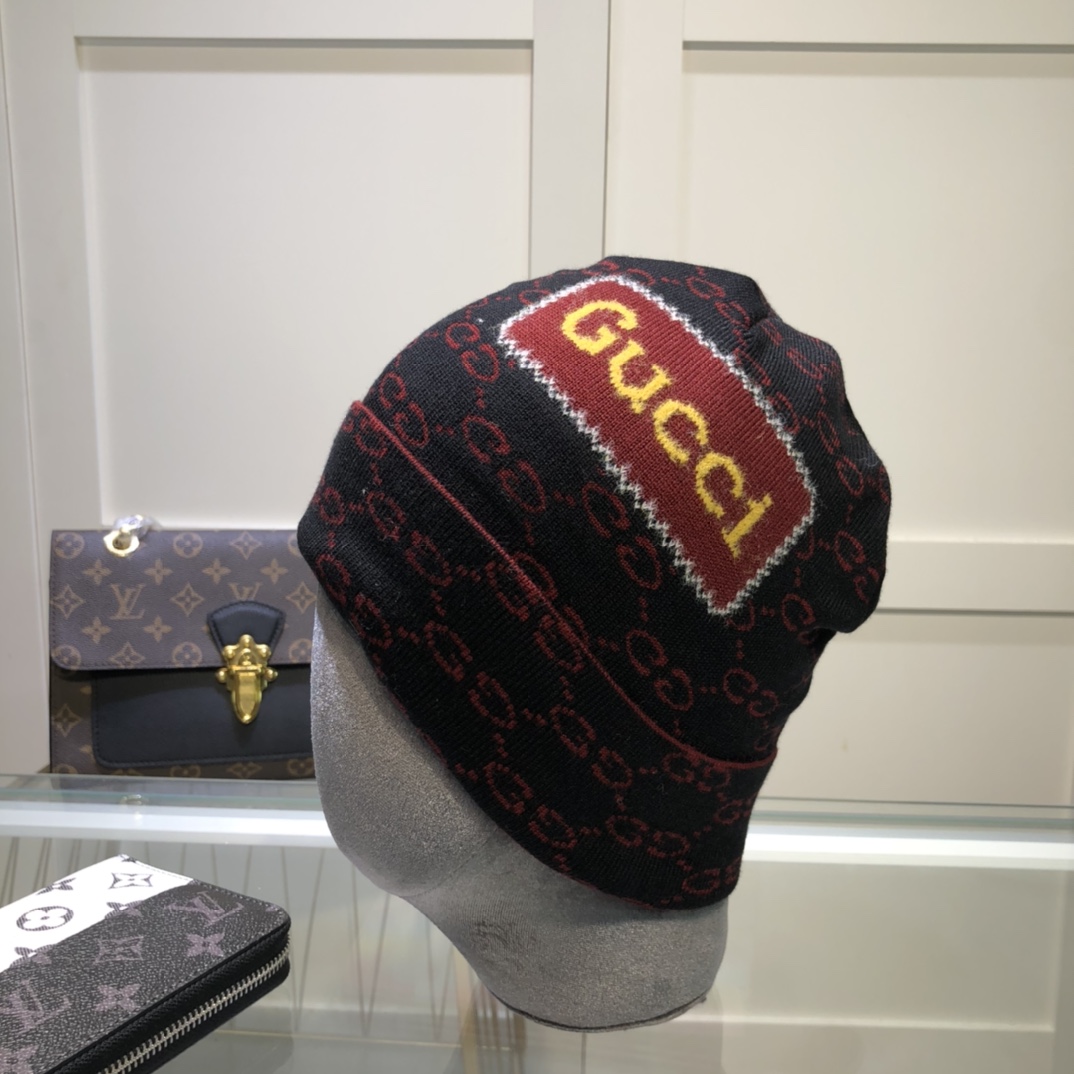Wholesale Cheap G ucci Replica Designer Beanies for Sale
