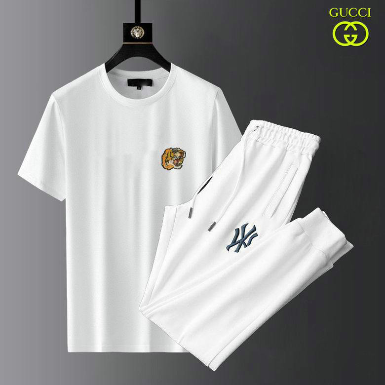 Wholesale Cheap Gucci Designer Tracksuits for Sale