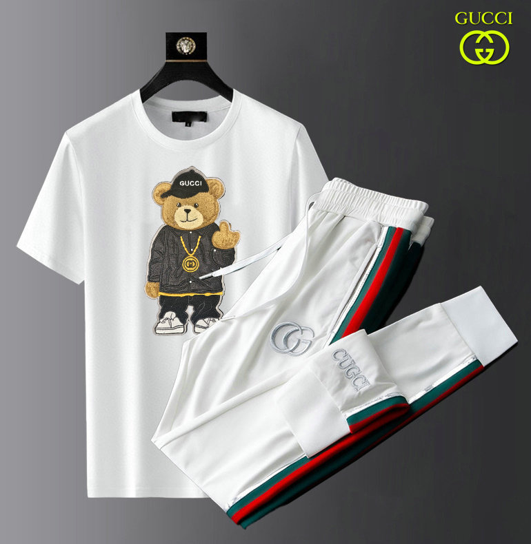 Wholesale Cheap Gucci Designer Tracksuits for Sale