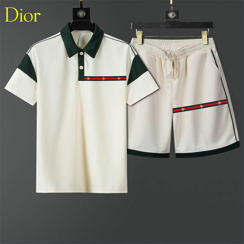 Wholesale Cheap G ucci Short Sleeve Tracksuits for Sale