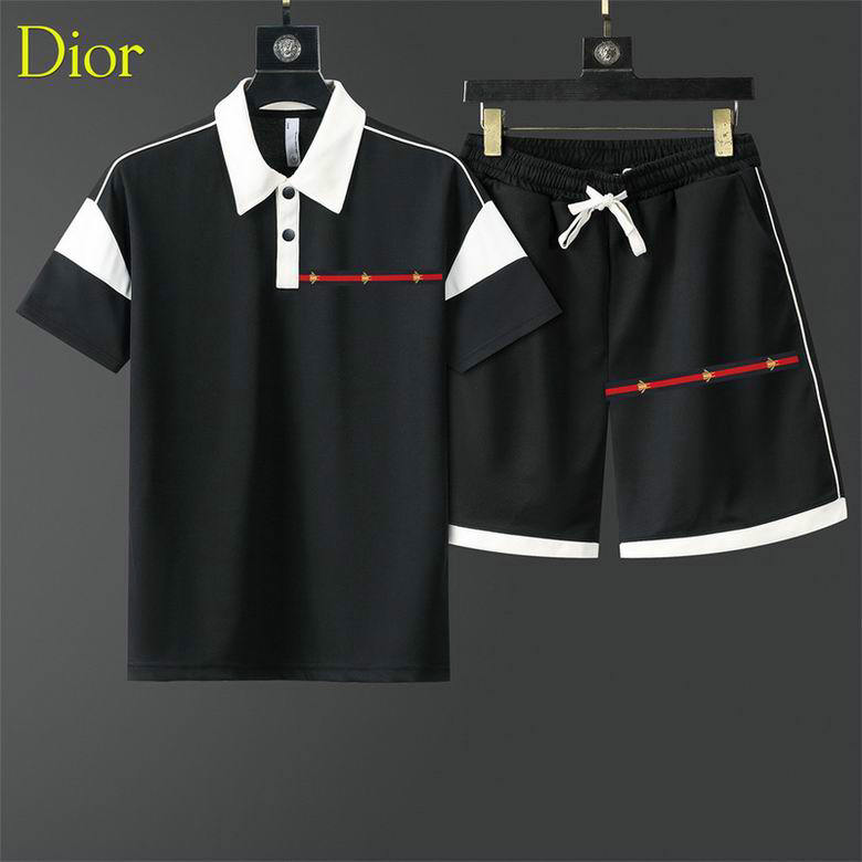 Wholesale Cheap G ucci Short Sleeve Tracksuits for Sale