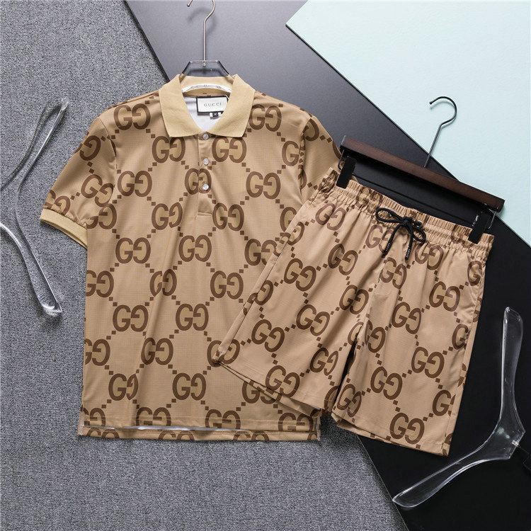 Wholesale Cheap G ucci Short Sleeve Tracksuits for Sale