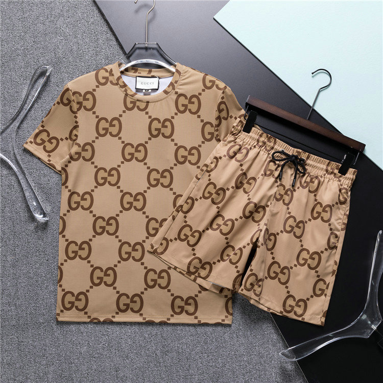 Wholesale Cheap G ucci Short Sleeve Tracksuits for Sale