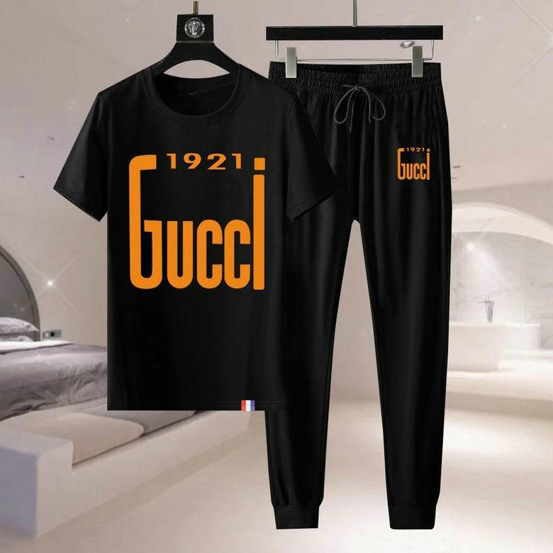 Wholesale Cheap G ucci Short Sleeve Tracksuits for Sale