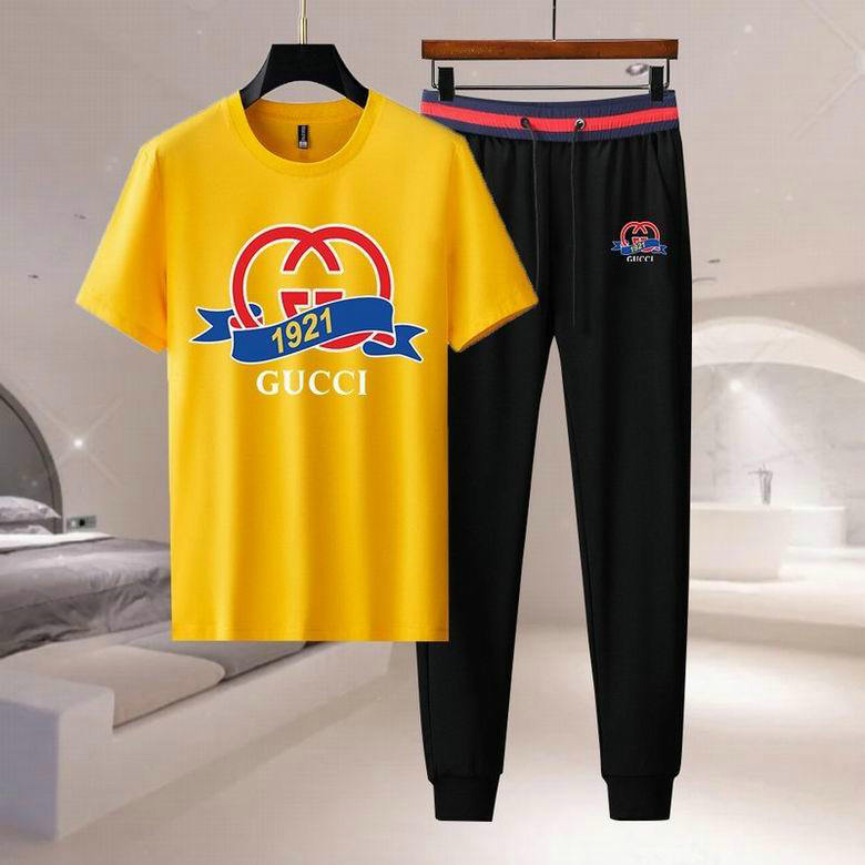Wholesale Cheap G ucci Short Sleeve Tracksuits for Sale