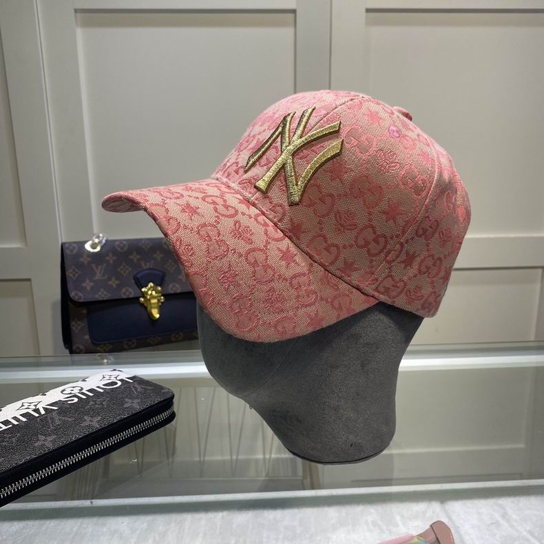 Wholesale Cheap G ucci Replica Designer Caps for Sale