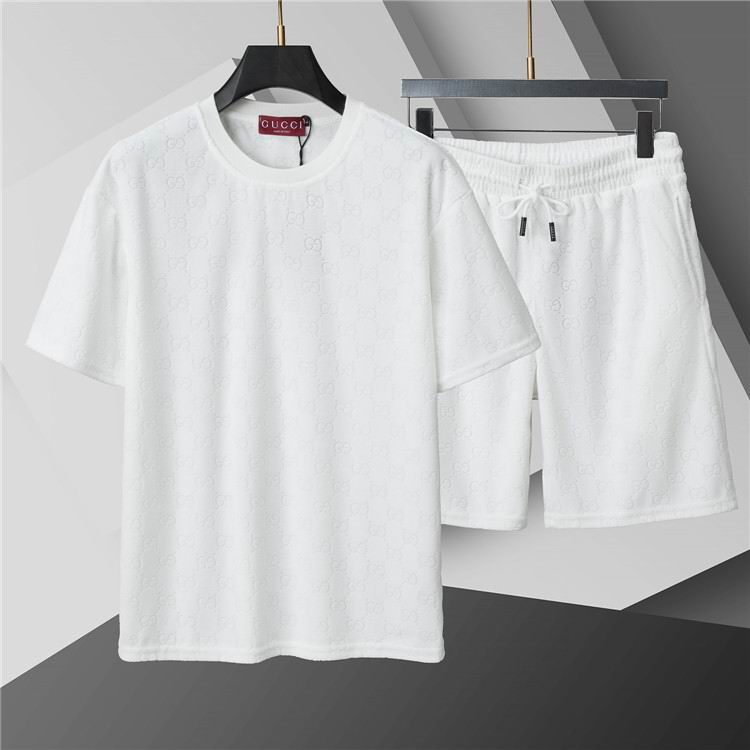 Wholesale Cheap G.ucci Short sleeve Tracksuit for Sale