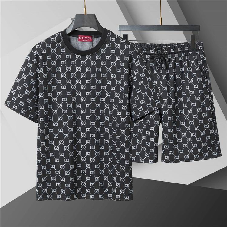 Wholesale Cheap G.ucci Short sleeve Tracksuit for Sale