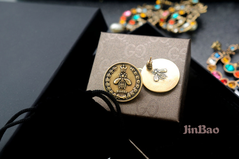 Wholesale Cheap Designer Brooches & Pins for Sale