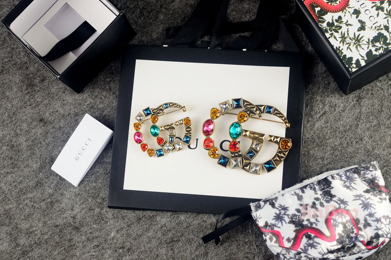 Wholesale Cheap Designer Brooches & Pins for Sale