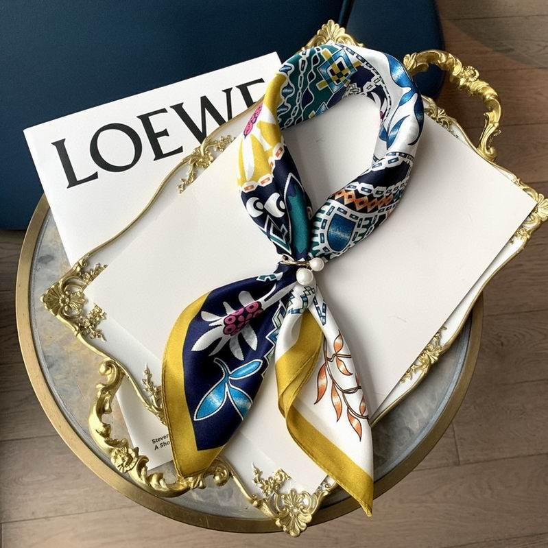 Wholesale Cheap H ERMES Scarves for Sale