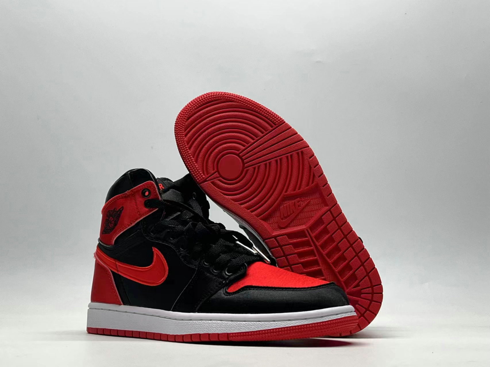 Jordan 1 Retro High OG Satin Bred Women's Shoes FD4810-061