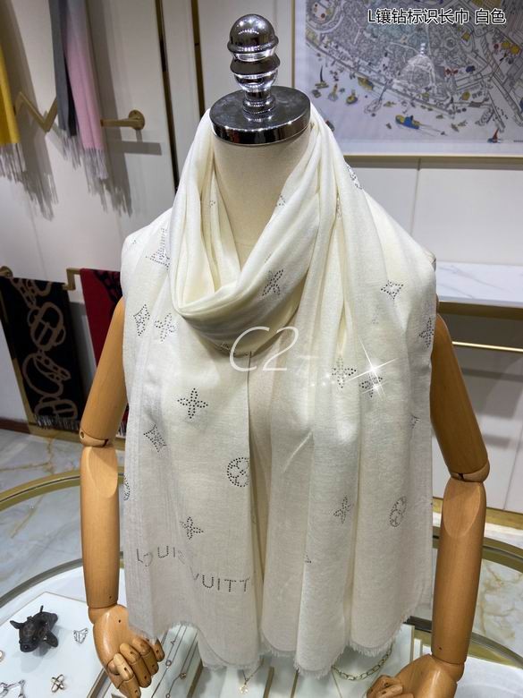 Wholesale Cheap LV Designer Scarves for Sale