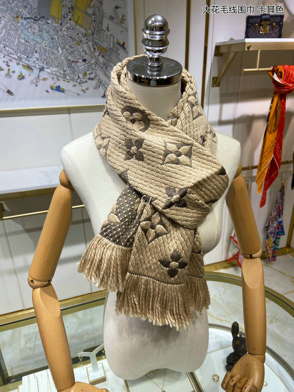 Wholesale Cheap LV Designer Scarves for Sale