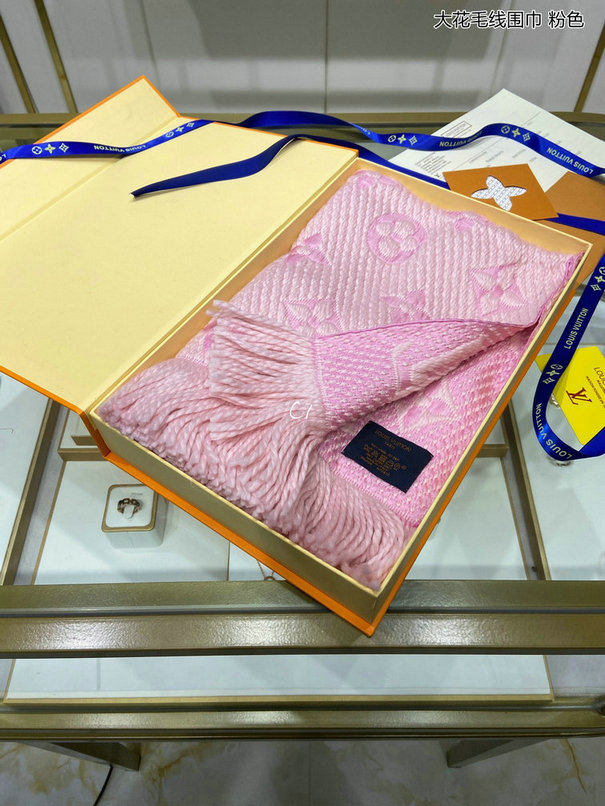 Wholesale Cheap LV Designer Scarves for Sale