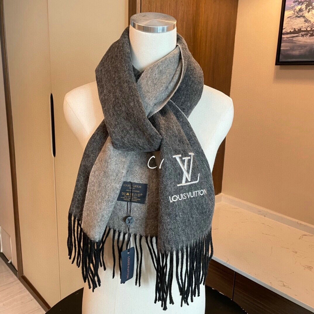 Wholesale Cheap LV Designer Scarves for Sale