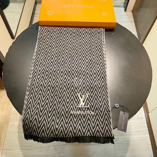 Wholesale Cheap LV Designer Scarves for Sale