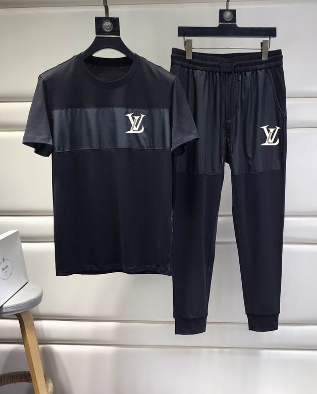 Wholesale Cheap Lv Short Sleeve Tracksuits for Sale