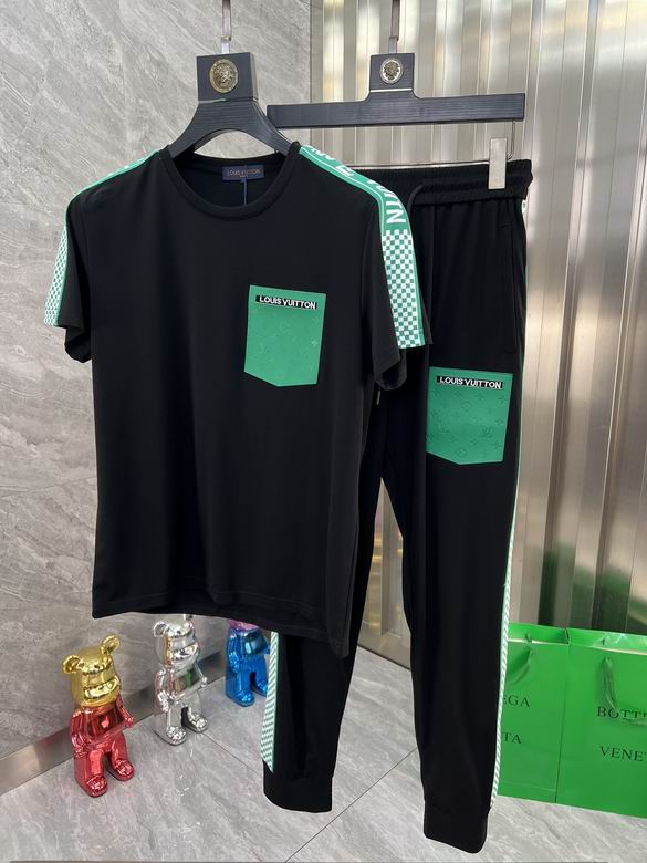 Wholesale Cheap Lv Short Sleeve Tracksuits for Sale