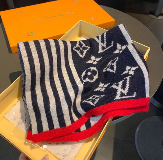 Wholesale Cheap LV Designer Scarves for Sale